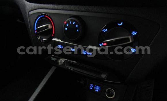 Acheter Occasion Voiture Hyundai i20 Beige à Ezulwini, Hhohho Acheter Occasion Voiture Hyundai i20 Beige à Ezulwini, Hhohho