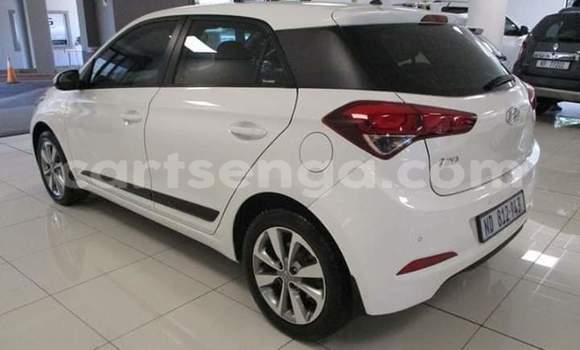 Acheter Occasion Voiture Hyundai ix20 Blanc à Mbabane, Manzini Acheter Occasion Voiture Hyundai ix20 Blanc à Mbabane, Manzini