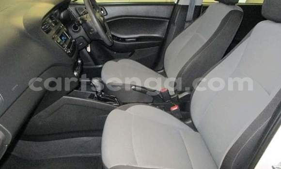 Acheter Occasion Voiture Hyundai ix20 Blanc à Mbabane, Manzini Acheter Occasion Voiture Hyundai ix20 Blanc à Mbabane, Manzini