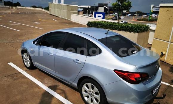 Nunua Ilio tumika Opel Astra Blue Gari ndani ya Mbabane nchini Manzini Nunua Ilio tumika Opel Astra Blue Gari ndani ya Mbabane nchini Manzini