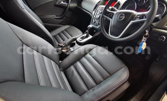 Nunua Ilio tumika Opel Astra Blue Gari ndani ya Mbabane nchini Manzini Nunua Ilio tumika Opel Astra Blue Gari ndani ya Mbabane nchini Manzini