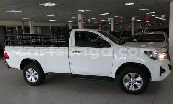 Acheter Occasion Voiture Toyota Hilux Blanc à Mbabane, Manzini Acheter Occasion Voiture Toyota Hilux Blanc à Mbabane, Manzini