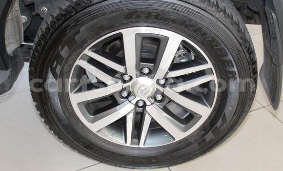 Acheter Occasion Voiture Toyota Fortuner Gris à Mbabane, Manzini Acheter Occasion Voiture Toyota Fortuner Gris à Mbabane, Manzini