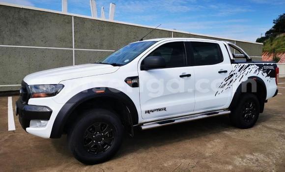 Nunua Ilio tumika Ford Ranger White Gari ndani ya Ezulwini nchini Hhohho Nunua Ilio tumika Ford Ranger White Gari ndani ya Ezulwini nchini Hhohho
