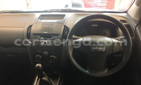 Nunua Ilio tumika Isuzu KB Blue Gari ndani ya Manzini nchini Manzini Nunua Ilio tumika Isuzu KB Blue Gari ndani ya Manzini nchini Manzini