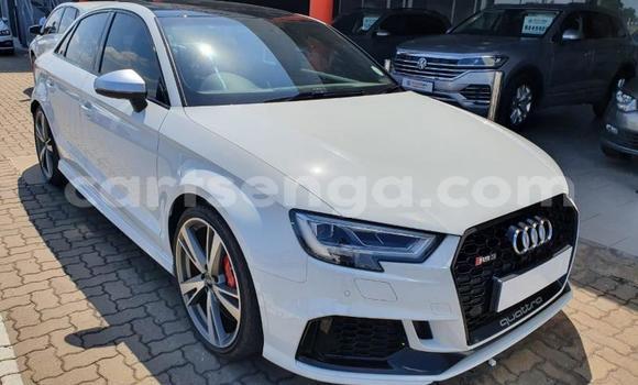 Nunua Ilio tumika Audi RS3 White Gari ndani ya Mbabane nchini Manzini Nunua Ilio tumika Audi RS3 White Gari ndani ya Mbabane nchini Manzini