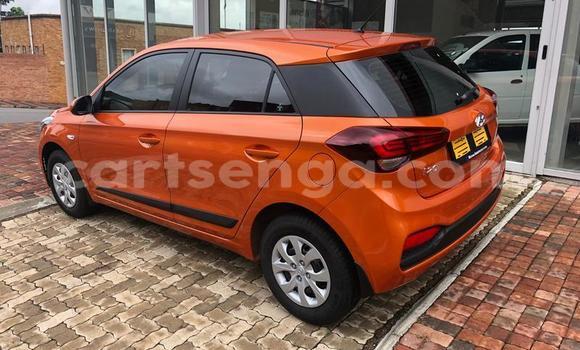 Nunua Ilio tumika Hyundai i20 Beige Gari ndani ya Ezulwini nchini Hhohho Nunua Ilio tumika Hyundai i20 Beige Gari ndani ya Ezulwini nchini Hhohho