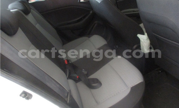 Acheter Occasion Voiture Hyundai i20 Blanc à Bhunya, Manzini Acheter Occasion Voiture Hyundai i20 Blanc à Bhunya, Manzini
