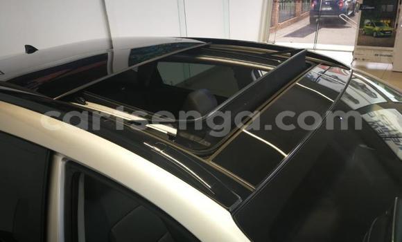 Buy Used Hyundai Tucson Silver Car in Mbabane in Manzini Buy Used Hyundai Tucson Silver Car in Mbabane in Manzini