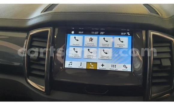 Nunua Ilio tumika Ford Everest White Gari ndani ya Manzini nchini Manzini Nunua Ilio tumika Ford Everest White Gari ndani ya Manzini nchini Manzini