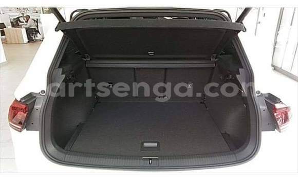 Acheter Occasion Voiture Volkswagen Tiguan Blanc à Ezulwini, Hhohho Acheter Occasion Voiture Volkswagen Tiguan Blanc à Ezulwini, Hhohho