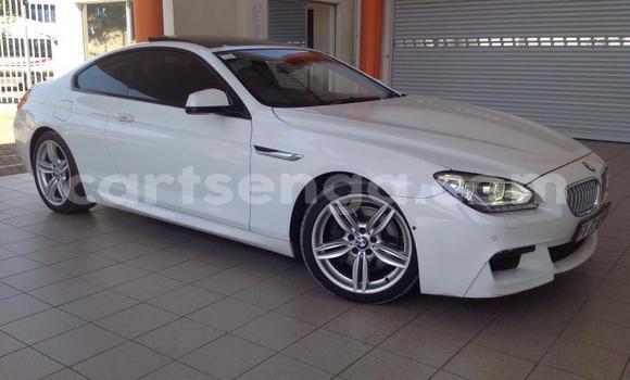 Nunua Ilio tumika BMW M6 White Gari ndani ya Mbabane nchini Manzini Nunua Ilio tumika BMW M6 White Gari ndani ya Mbabane nchini Manzini
