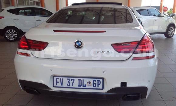 Nunua Ilio tumika BMW M6 White Gari ndani ya Mbabane nchini Manzini Nunua Ilio tumika BMW M6 White Gari ndani ya Mbabane nchini Manzini