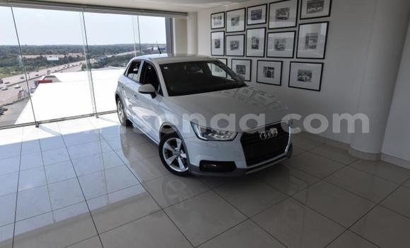 Nunua Ilio tumika Audi A1 White Gari ndani ya Mbabane nchini Manzini Nunua Ilio tumika Audi A1 White Gari ndani ya Mbabane nchini Manzini