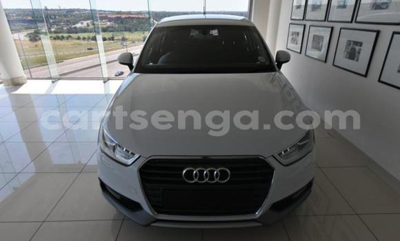 Nunua Ilio tumika Audi A1 White Gari ndani ya Mbabane nchini Manzini Nunua Ilio tumika Audi A1 White Gari ndani ya Mbabane nchini Manzini