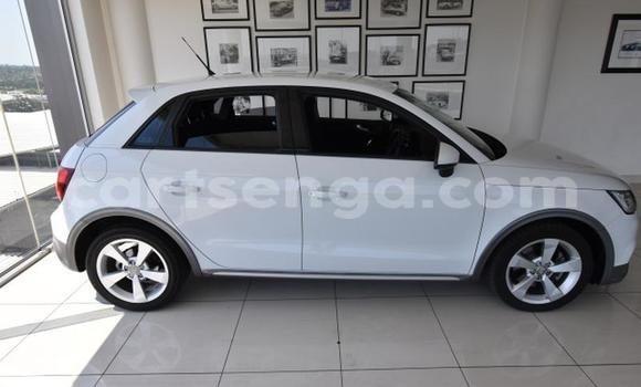 Nunua Ilio tumika Audi A1 White Gari ndani ya Mbabane nchini Manzini Nunua Ilio tumika Audi A1 White Gari ndani ya Mbabane nchini Manzini