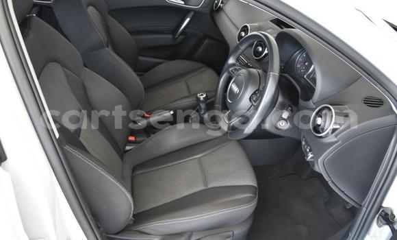 Nunua Ilio tumika Audi A1 White Gari ndani ya Mbabane nchini Manzini Nunua Ilio tumika Audi A1 White Gari ndani ya Mbabane nchini Manzini