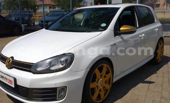 Acheter Occasion Voiture Volkswagen Golf Blanc à Ezulwini, Hhohho Acheter Occasion Voiture Volkswagen Golf Blanc à Ezulwini, Hhohho