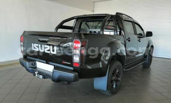 Nunua Ilio tumika Isuzu KB Black Gari ndani ya Ezulwini nchini Hhohho Nunua Ilio tumika Isuzu KB Black Gari ndani ya Ezulwini nchini Hhohho