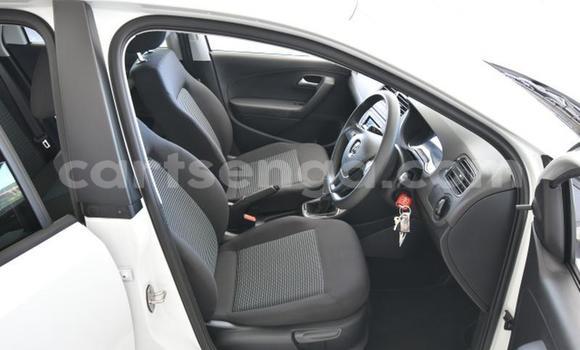 Nunua Ilio tumika Volkswagen Polo White Gari ndani ya Manzini nchini Manzini Nunua Ilio tumika Volkswagen Polo White Gari ndani ya Manzini nchini Manzini