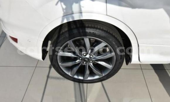 Nunua Ilio tumika Ford Kuga White Gari ndani ya Mbabane nchini Manzini Nunua Ilio tumika Ford Kuga White Gari ndani ya Mbabane nchini Manzini