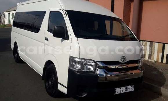 Buy Used Toyota Model F White Car in Bhunya in Manzini Buy Used Toyota Model F White Car in Bhunya in Manzini