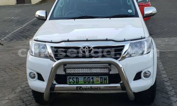 Buy Used Toyota Hilux White Car in Manzini in Manzini Buy Used Toyota Hilux White Car in Manzini in Manzini
