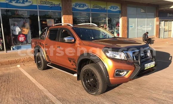 Buy Used Nissan Navara Brown Car in Mbabane in Manzini Buy Used Nissan Navara Brown Car in Mbabane in Manzini
