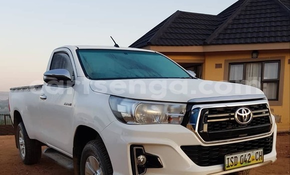 Buy Used Toyota Hilux White Car in Manzini in Manzini Buy Used Toyota Hilux White Car in Manzini in Manzini