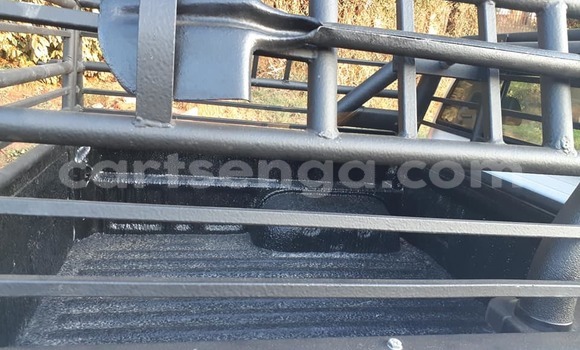 Buy Used Toyota Hilux White Car in Mbabane in Manzini Buy Used Toyota Hilux White Car in Mbabane in Manzini