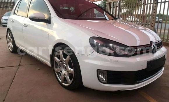 Acheter Occasion Voiture Volkswagen Golf Blanc à Big Bend, Lubombo Acheter Occasion Voiture Volkswagen Golf Blanc à Big Bend, Lubombo