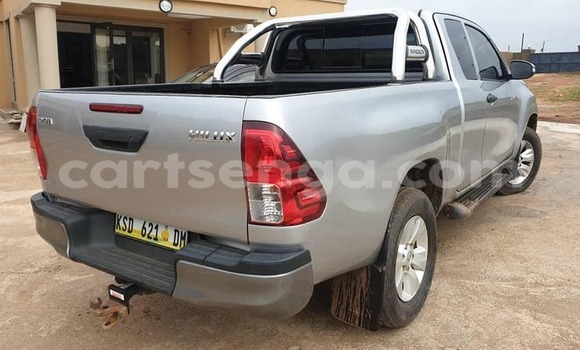 Buy Used Toyota Hilux Silver Car in Mbabane in Manzini Buy Used Toyota Hilux Silver Car in Mbabane in Manzini