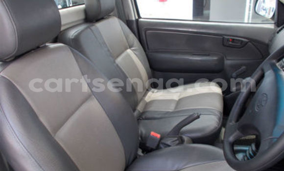 Buy Used Toyota Hilux Brown Car in Ezulwini in Hhohho Buy Used Toyota Hilux Brown Car in Ezulwini in Hhohho