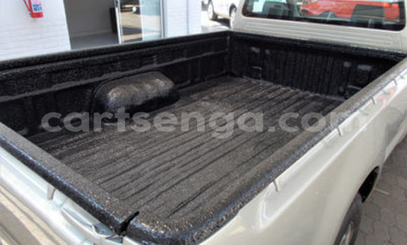 Buy Used Toyota Hilux Brown Car in Ezulwini in Hhohho Buy Used Toyota Hilux Brown Car in Ezulwini in Hhohho