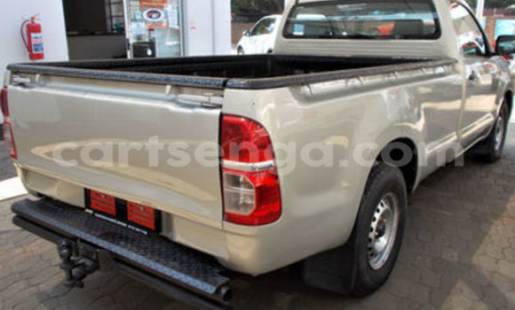 Buy Used Toyota Hilux Brown Car in Ezulwini in Hhohho Buy Used Toyota Hilux Brown Car in Ezulwini in Hhohho
