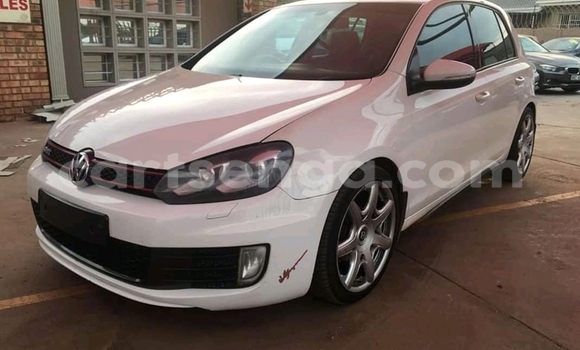 Acheter Occasion Voiture Volkswagen Golf Blanc à Big Bend, Lubombo Acheter Occasion Voiture Volkswagen Golf Blanc à Big Bend, Lubombo
