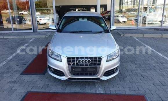 Nunua Ilio tumika Audi S3 Silver Gari ndani ya Mbabane nchini Manzini Nunua Ilio tumika Audi S3 Silver Gari ndani ya Mbabane nchini Manzini