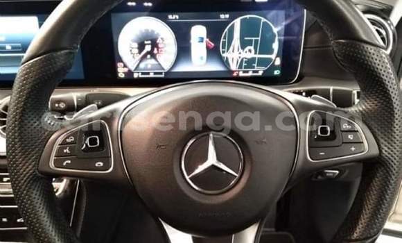 Nunua Ilio tumika Mercedes‒Benz E–Class Silver Gari ndani ya Manzini nchini Manzini Nunua Ilio tumika Mercedes‒Benz E–Class Silver Gari ndani ya Manzini nchini Manzini