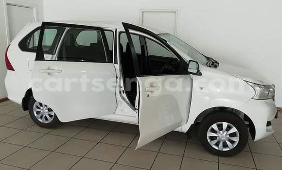 Acheter Occasion Voiture Toyota Avanza Blanc à Manzini, Manzini Acheter Occasion Voiture Toyota Avanza Blanc à Manzini, Manzini