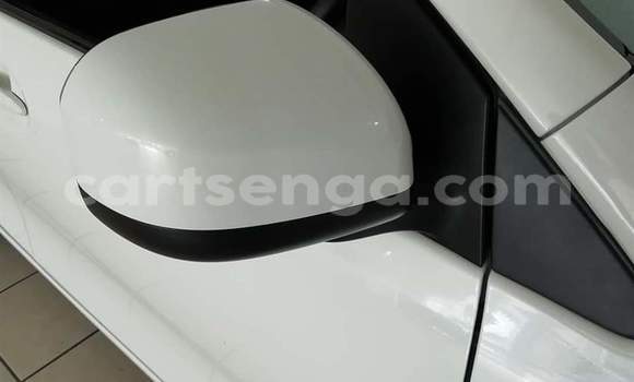 Acheter Occasion Voiture Toyota Avanza Blanc à Manzini, Manzini Acheter Occasion Voiture Toyota Avanza Blanc à Manzini, Manzini