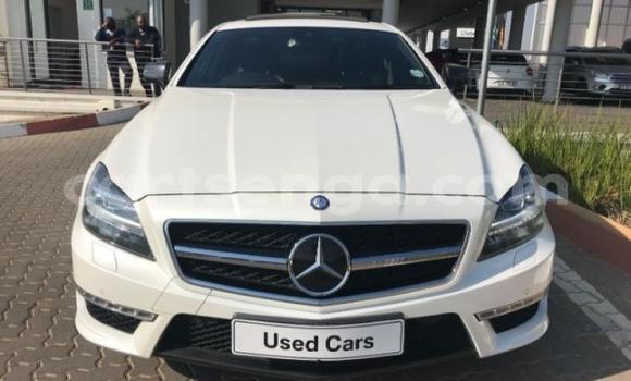 Acheter Occasion Voiture Mercedes‒Benz CLA-klasse AMG Blanc à Manzini, Manzini Acheter Occasion Voiture Mercedes‒Benz CLA-klasse AMG Blanc à Manzini, Manzini