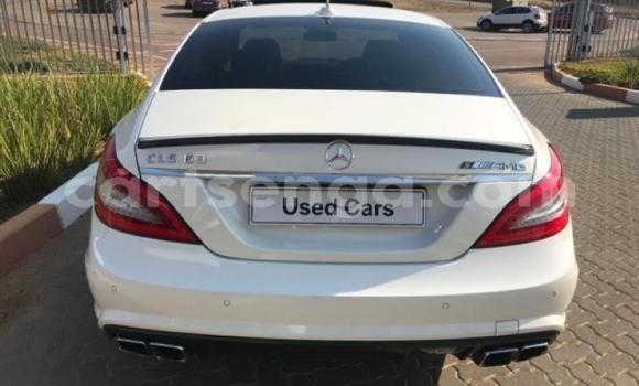 Acheter Occasion Voiture Mercedes‒Benz CLA-klasse AMG Blanc à Manzini, Manzini Acheter Occasion Voiture Mercedes‒Benz CLA-klasse AMG Blanc à Manzini, Manzini