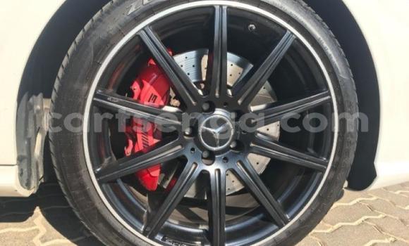 Acheter Occasion Voiture Mercedes‒Benz CLA-klasse AMG Blanc à Manzini, Manzini Acheter Occasion Voiture Mercedes‒Benz CLA-klasse AMG Blanc à Manzini, Manzini