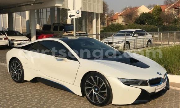 Acheter Occasion Voiture BMW i8 Blanc à Manzini, Manzini Acheter Occasion Voiture BMW i8 Blanc à Manzini, Manzini