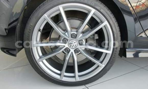 Nunua Ilio tumika Volkswagen Golf R Black Gari ndani ya Manzini nchini Manzini Nunua Ilio tumika Volkswagen Golf R Black Gari ndani ya Manzini nchini Manzini