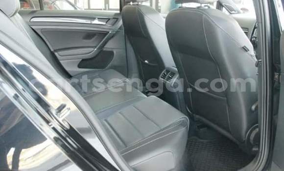 Nunua Ilio tumika Volkswagen Golf R Black Gari ndani ya Manzini nchini Manzini Nunua Ilio tumika Volkswagen Golf R Black Gari ndani ya Manzini nchini Manzini