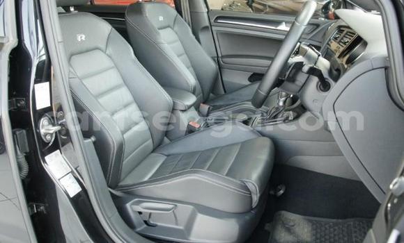 Nunua Ilio tumika Volkswagen Golf R Black Gari ndani ya Manzini nchini Manzini Nunua Ilio tumika Volkswagen Golf R Black Gari ndani ya Manzini nchini Manzini