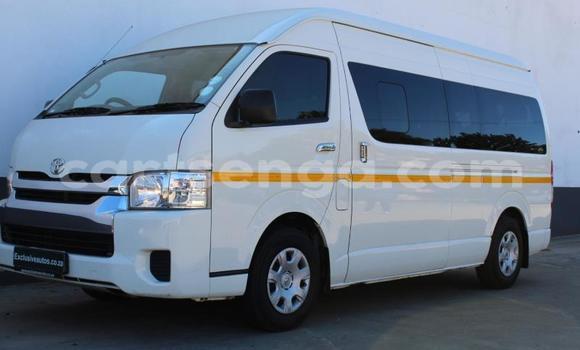 Nunua Ilio tumika Toyota Allion White Gari ndani ya Ezulwini nchini Hhohho Nunua Ilio tumika Toyota Allion White Gari ndani ya Ezulwini nchini Hhohho