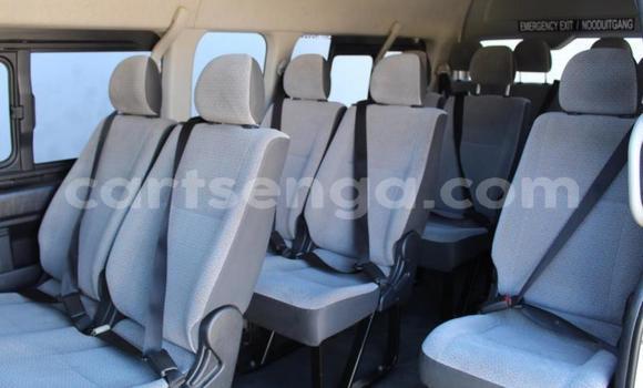 Nunua Ilio tumika Toyota Allion White Gari ndani ya Ezulwini nchini Hhohho Nunua Ilio tumika Toyota Allion White Gari ndani ya Ezulwini nchini Hhohho