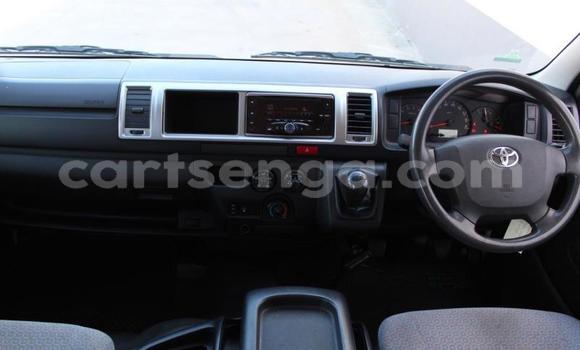 Nunua Ilio tumika Toyota Allion White Gari ndani ya Ezulwini nchini Hhohho Nunua Ilio tumika Toyota Allion White Gari ndani ya Ezulwini nchini Hhohho